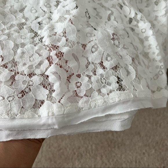 White lace top - Picture 4 of 8